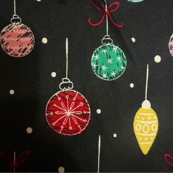 LuLaRoe Asher Long Sleeve Lounge Set Size 2X - Picture 8 of 8